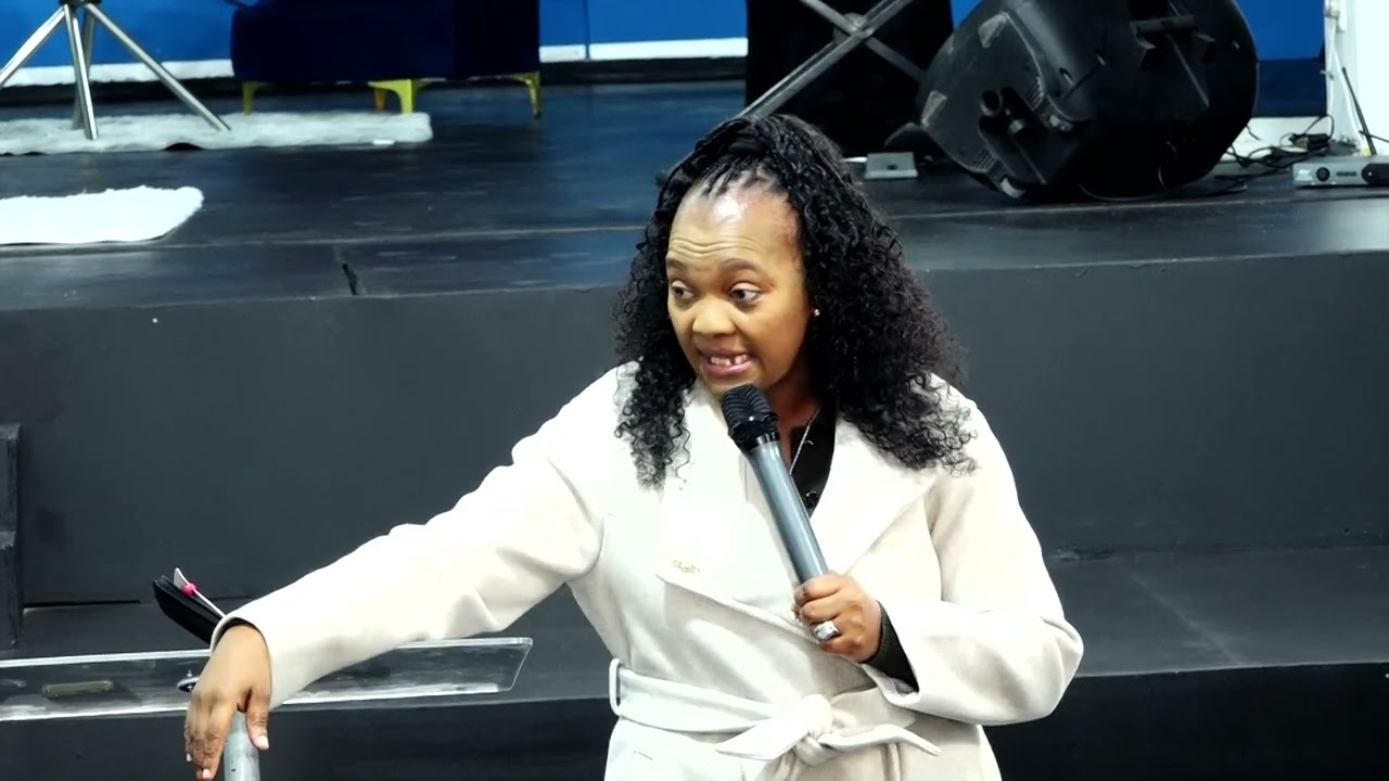 Lady Apostle Ndlovu preaches in JOhannesburg