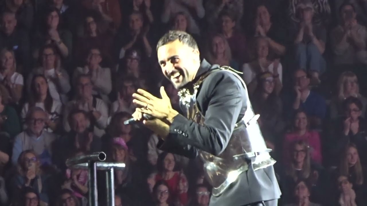 MARCO MENGONI : .... I DECIBEL @ UNIPOL ARENA 24/10/2025