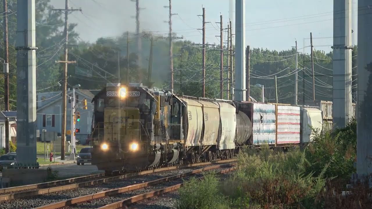 WPCA-11 with CSX 8828 and CSX 8851 on 9/3/25