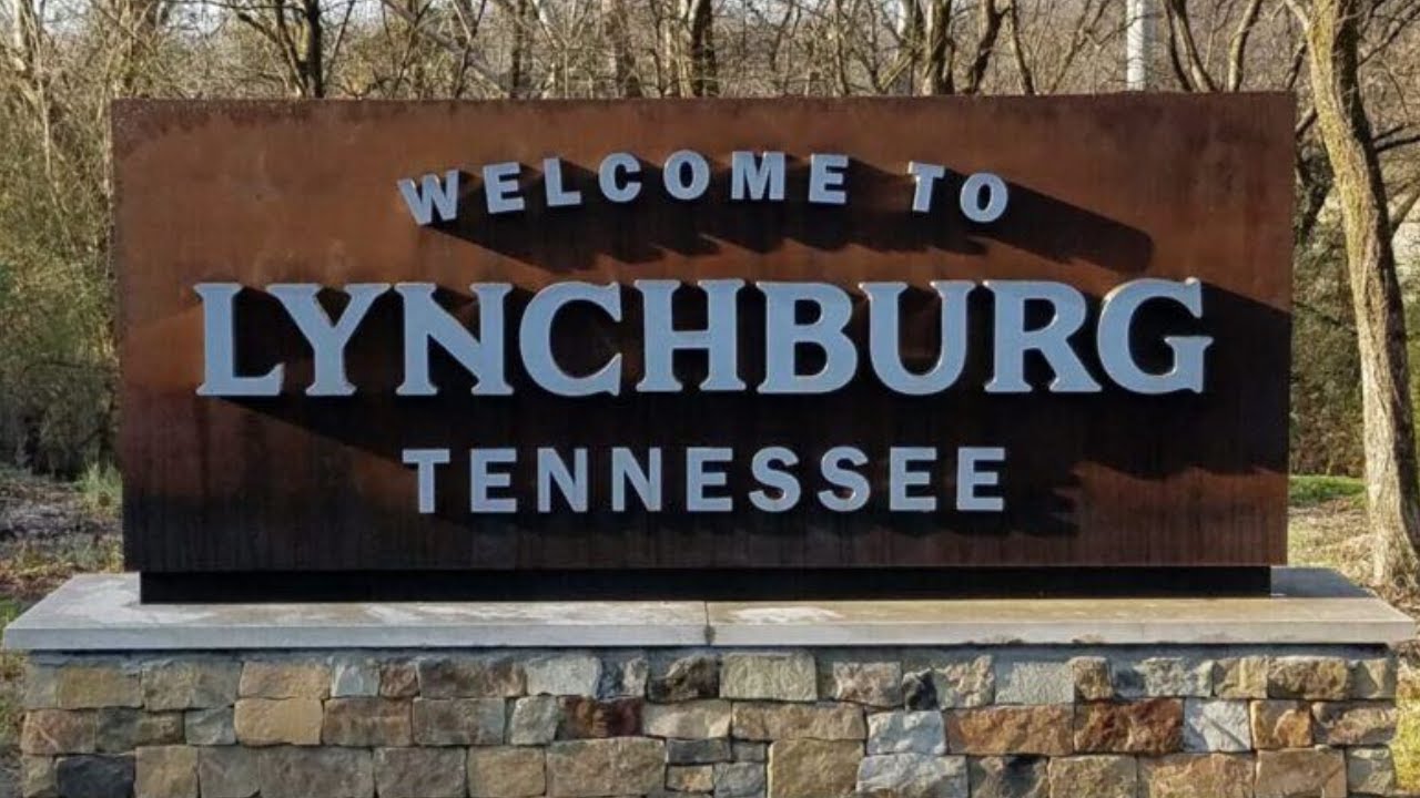 Lets go to Lynchburg Tennessee! | Jack Daniels Distillery Tour | Jack Daniels Whiskey