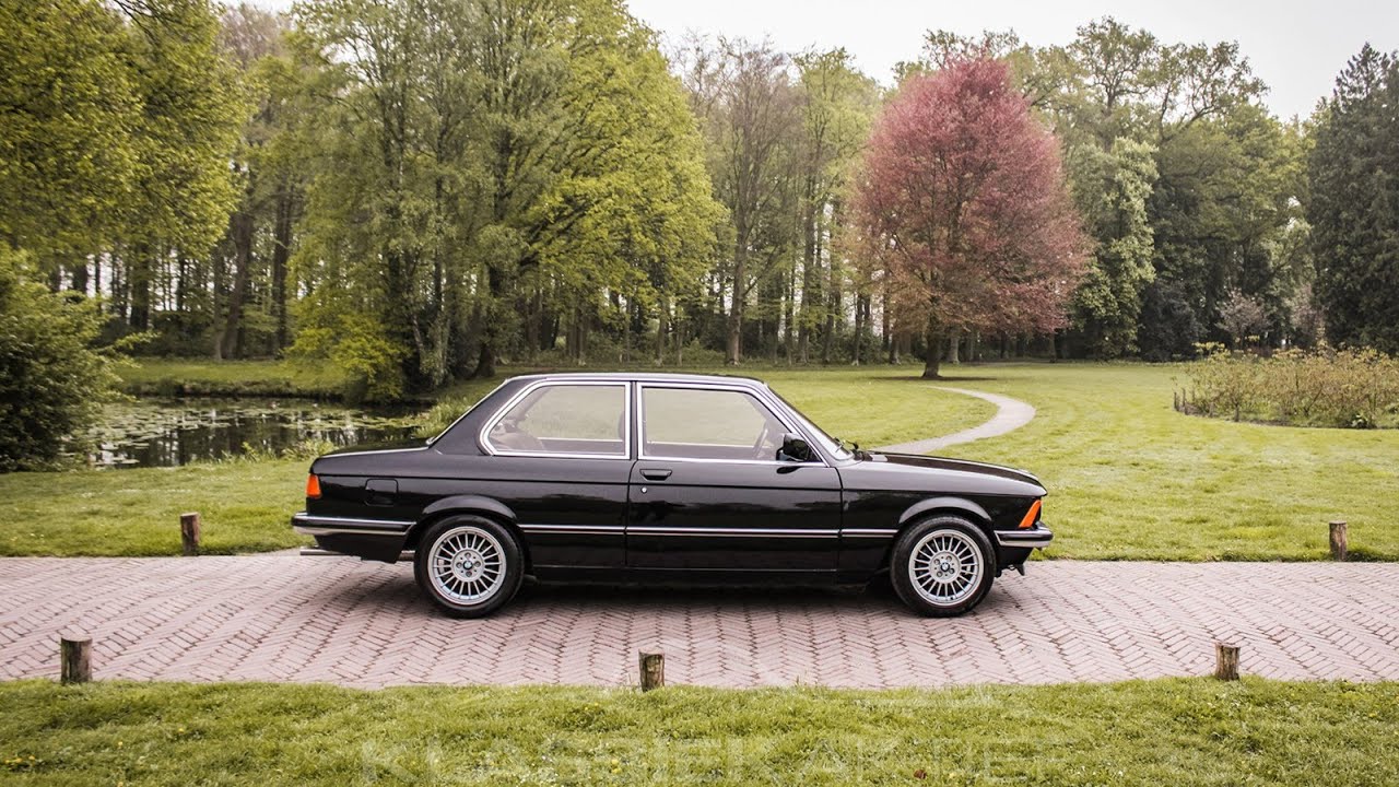 Iconic car with the perfect engine, this BMW 323i!