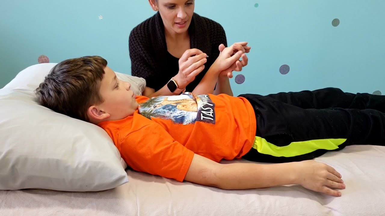 Ryley Gets Acupuncture.