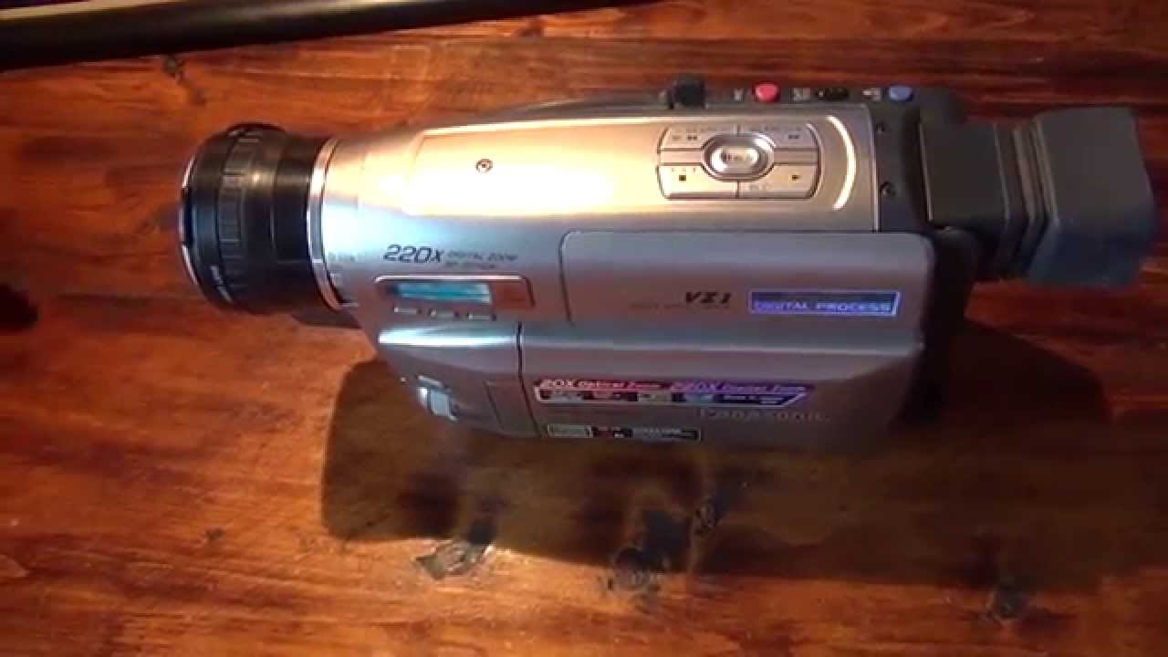 Видеокамера vhs Panasonic VZ 1 и видеоплеер Samsung