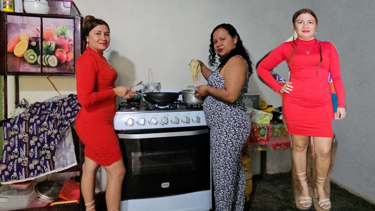 Nos pusimos guapas para cosinar preparando espaguetis con camaron 