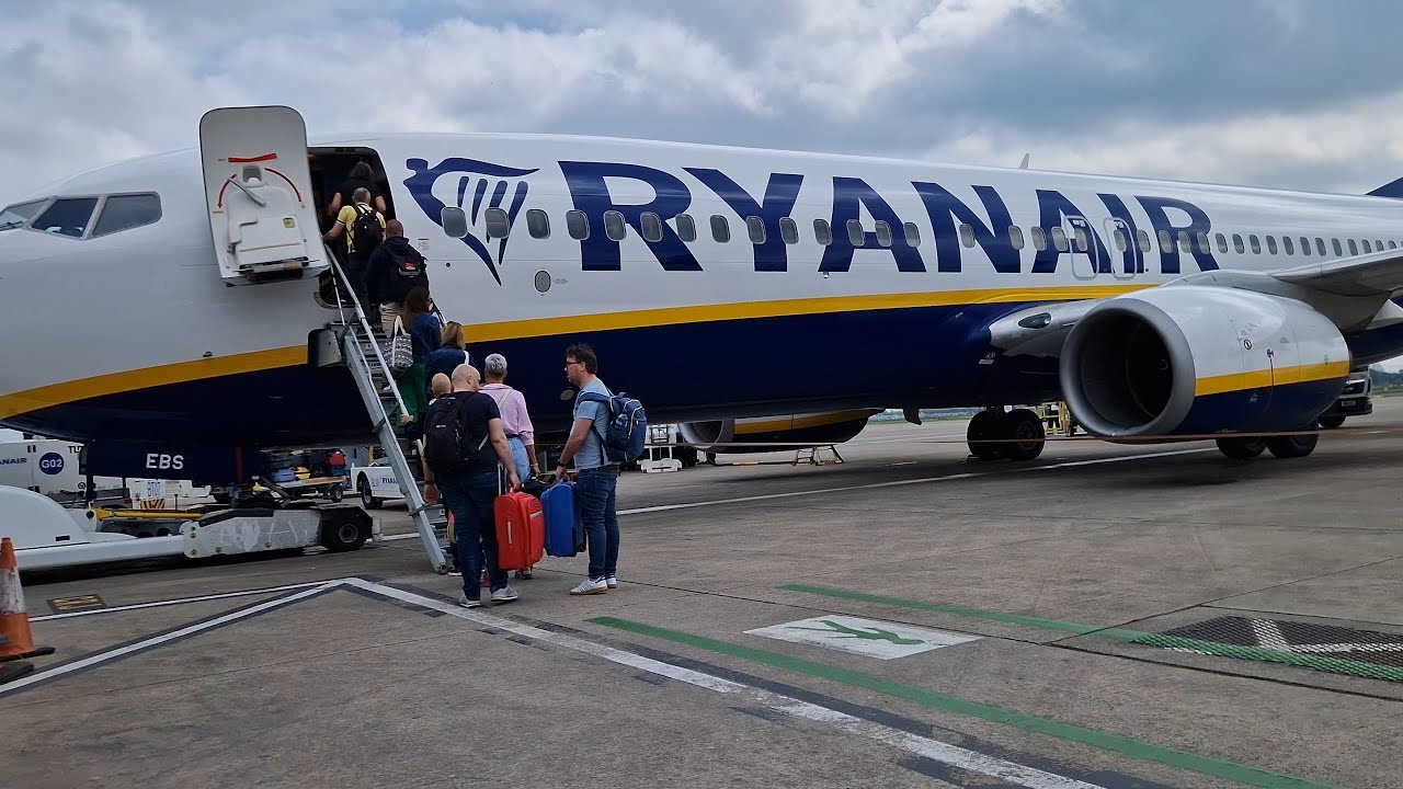 [TRIPREPORT] Manchester - Lanzarote | Ryanair 737-800