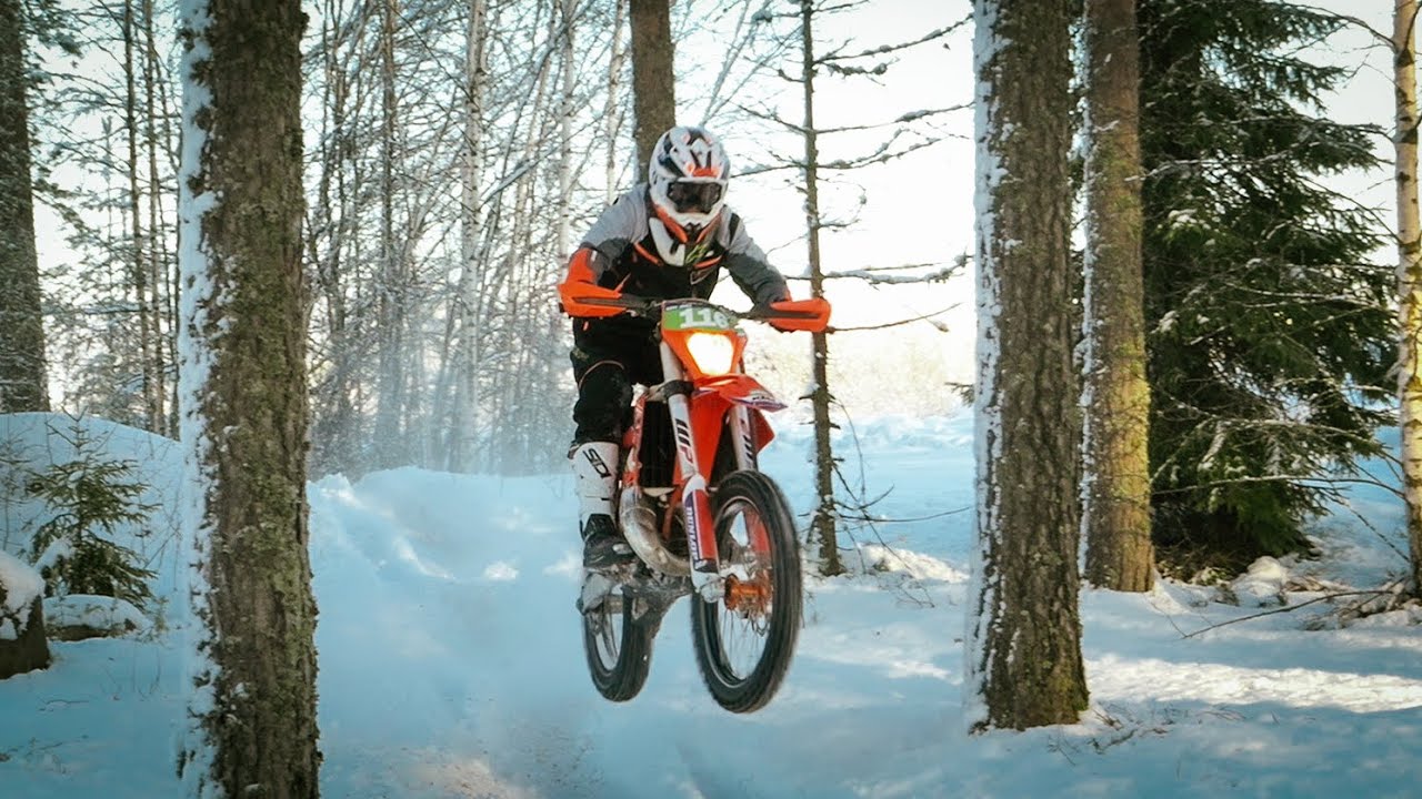 Beautiful winter day in Finland  [Enduro | 4K]