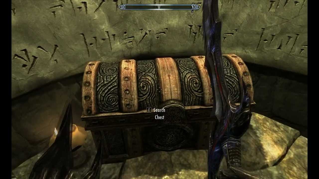 Skyrim sword and shield warrior