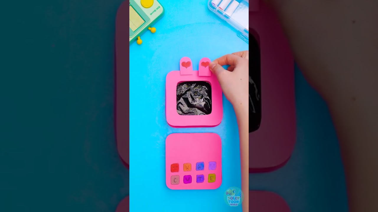 📱 Let&rsquo;s Make a Colorful Paper Phone for Pretend Play! ✂️