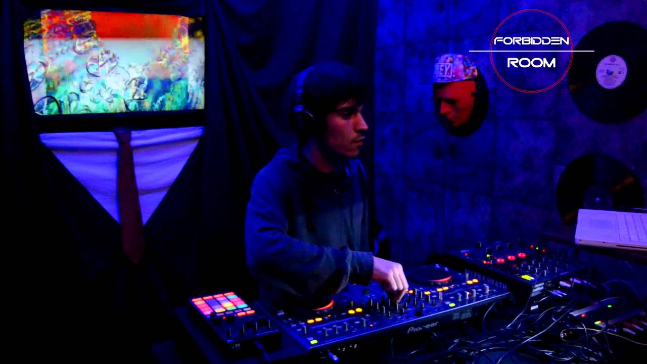 Forbidden Room - Bubbles Music (Techno-Trance)