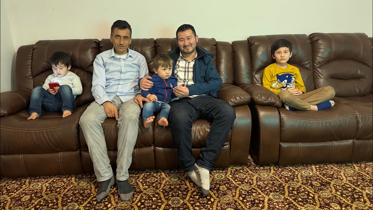 یک دورهمی کوچک از ما را بیننده باشید عزیزانم