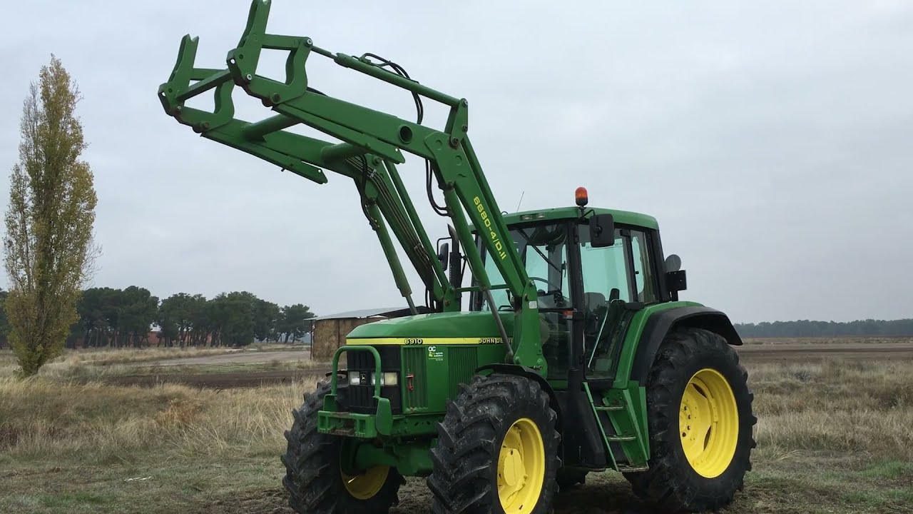 John Deere 6910 Row-Crop 4WD 140HP Tractor