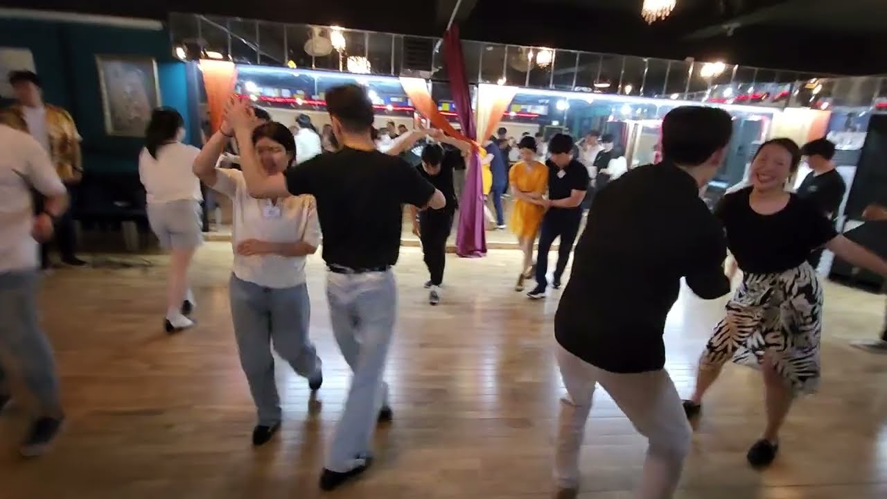 🚨긴급 긴급 지터벅 51기 흥이 폭발해버려따.(지터벅 대면식 잼클)🚨
