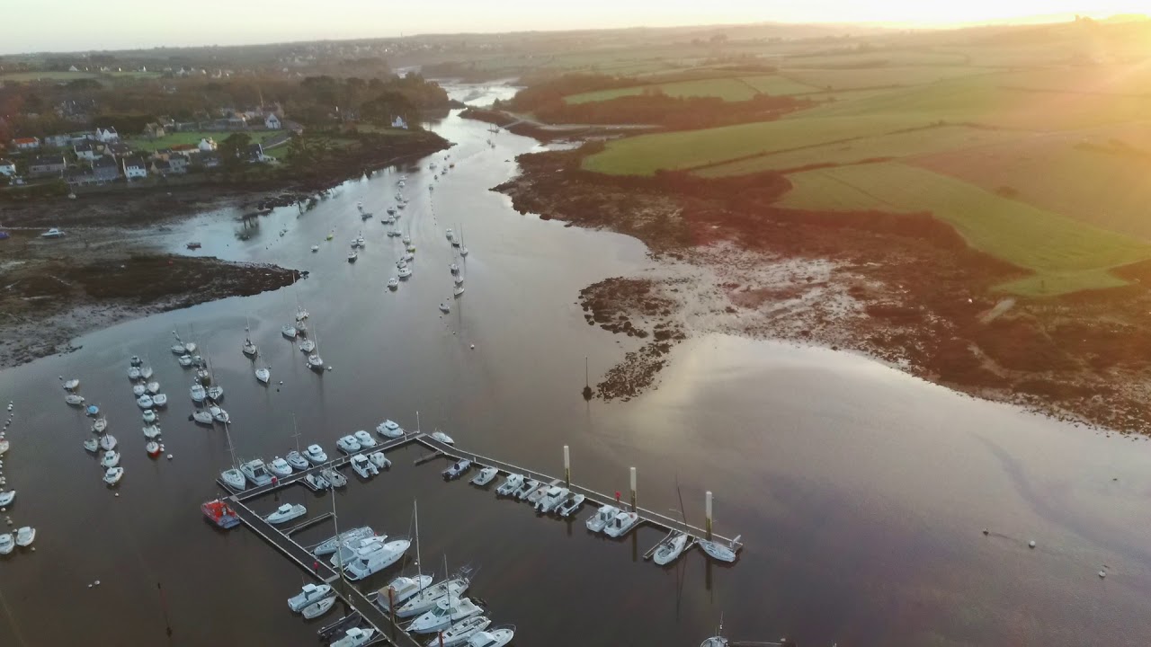 Vol au dessus port de Lanildut