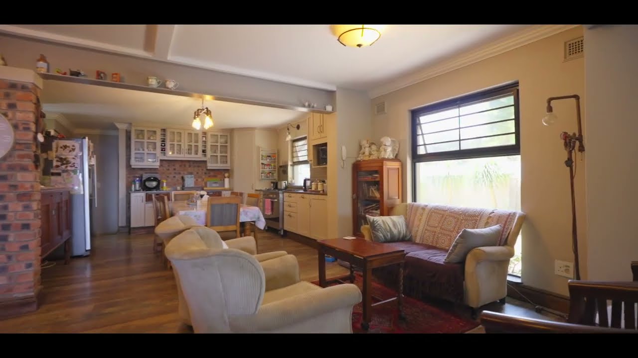 DBNT-6464-Spacious Umhlanga Home with Pool, Sea Views & Ample Living!