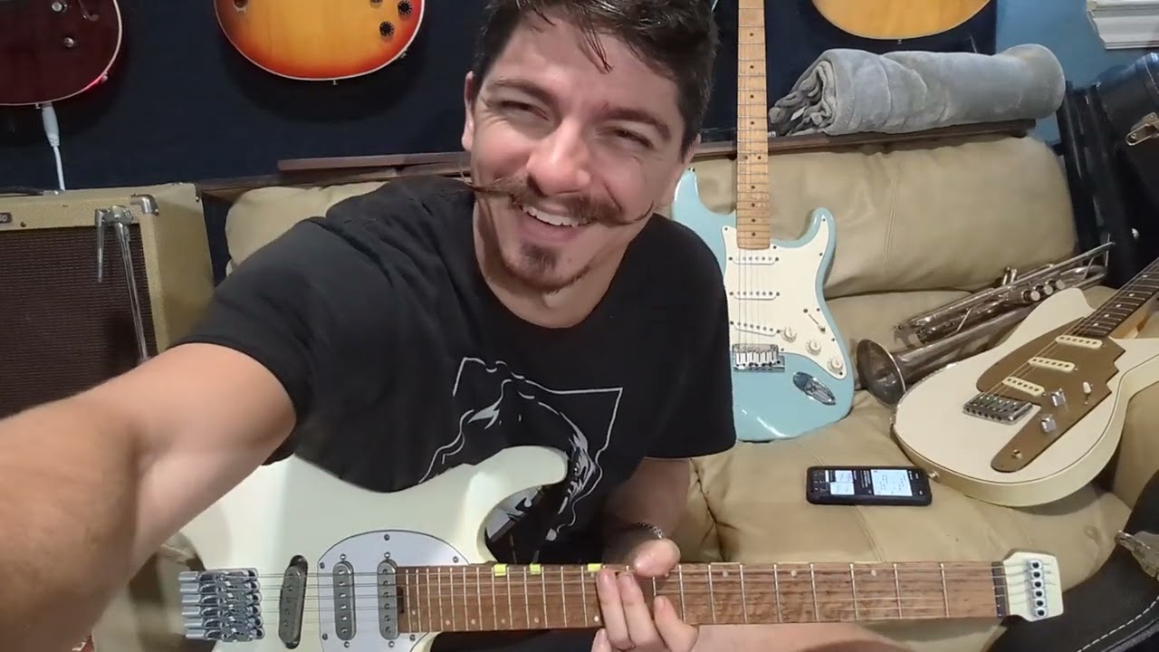 Ibanez ICHI10 против Fender Stratocaster