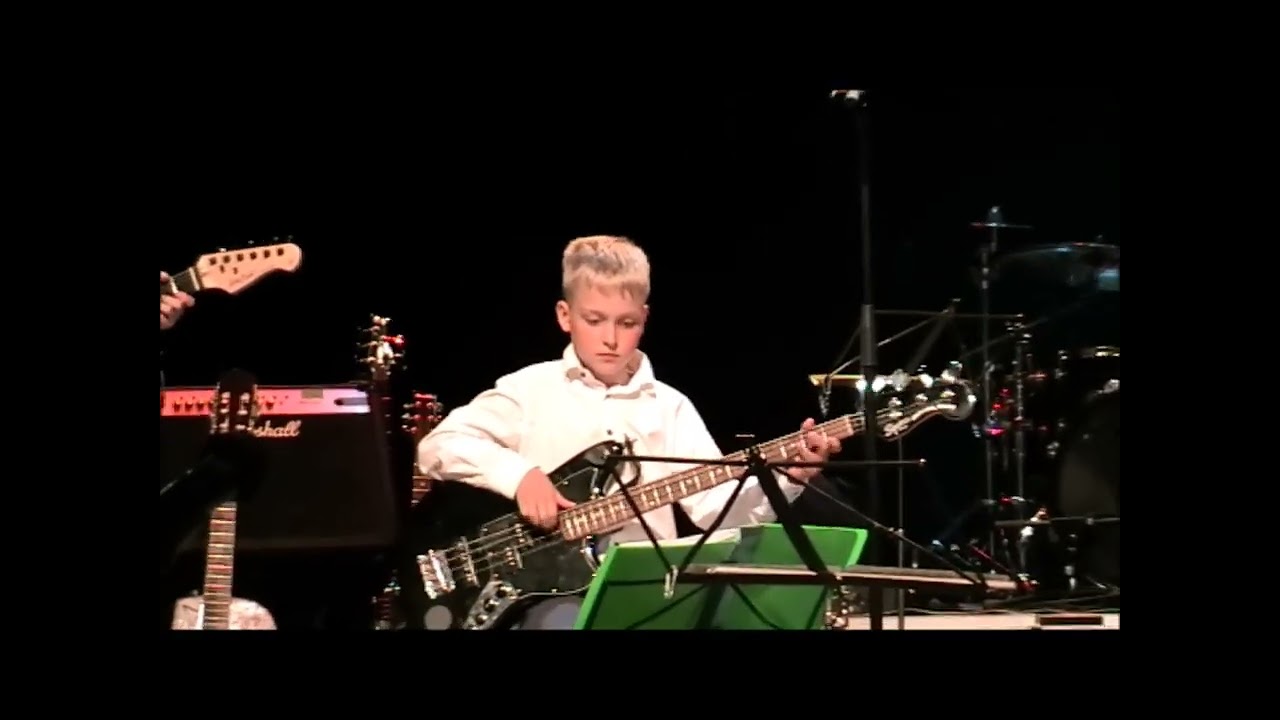 VÄGEVAD KITARRIVENNAD - Rock Around The Clock  (Max C  Freedman and James E  Myers)