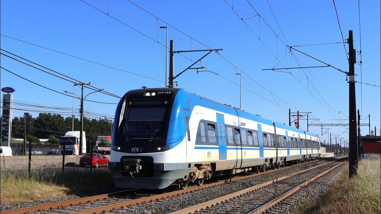 Trenes EFE Sur entre Alborada y El Parque