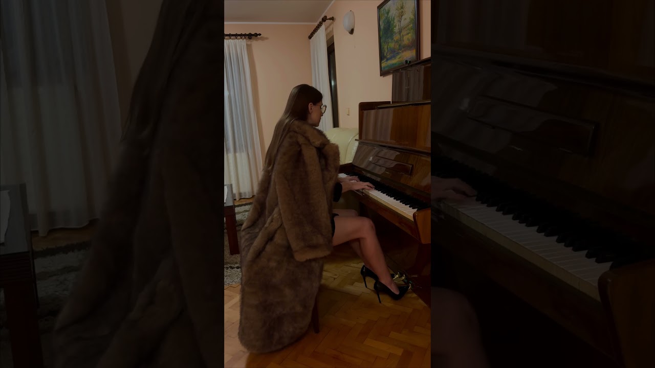 Ana Dragosavljevic - Topolska 18 