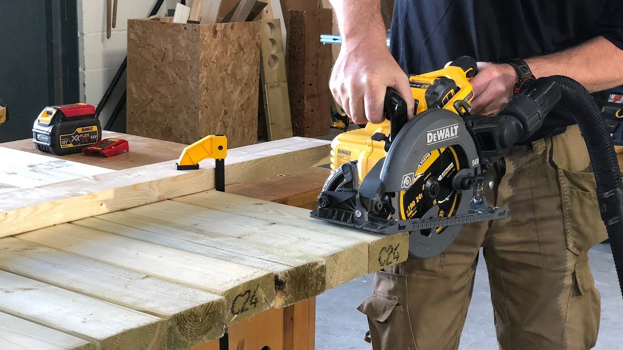 Dewalt DCS577 XR FlexVolt High Torque Circular Saw - FIRST LOOK!