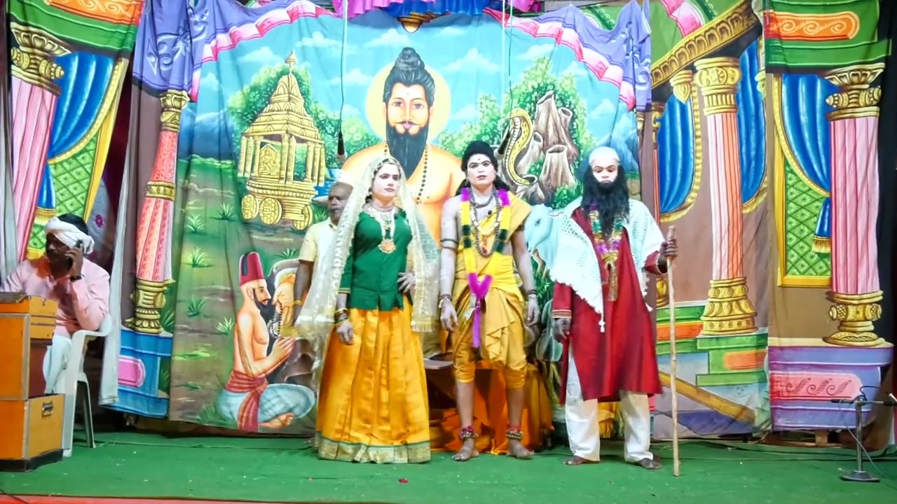 శ్రీ వీరబ్రహ్మేంద్ర స్వామి వీధి నాటకంలో సిద్ధప్ప తల్లిదండ్రులు మందలించుట గ్రామం బోయపల్లి