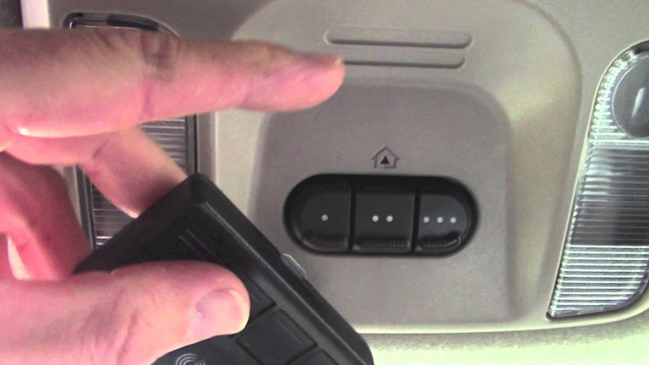 How to program & troubleshoot HomeLink programming Garage Door Opener Buttons - Chrysler Pacifica