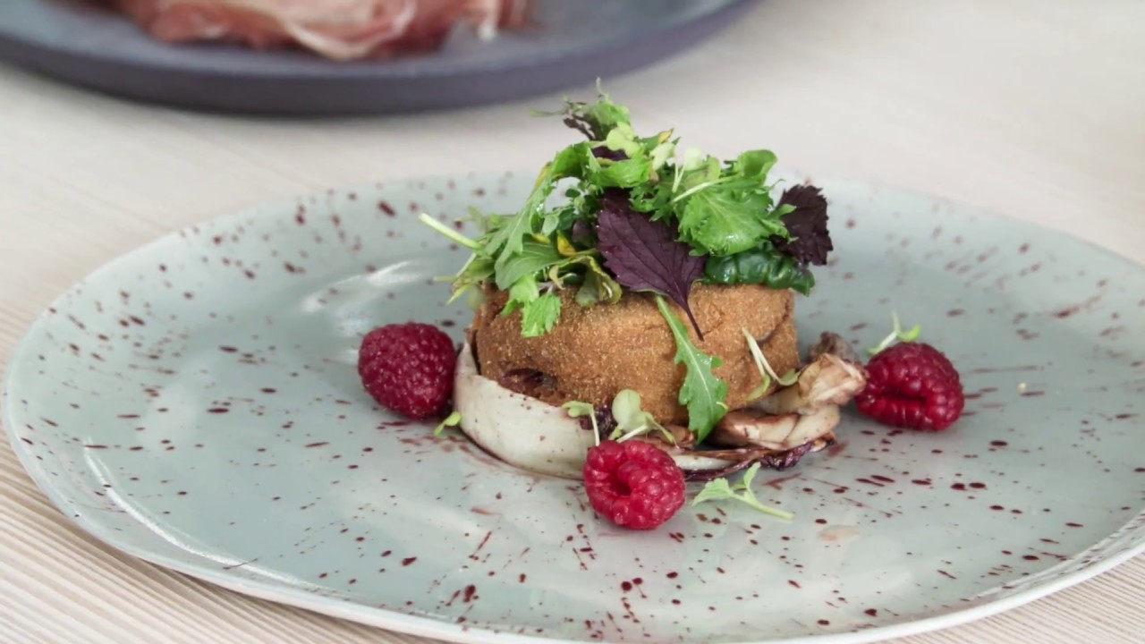 Astuto's Kitchen 06/2017 | Mozzarella in Carozza mit Roggenbrot, Speck, Radicchio und Himbeeren
