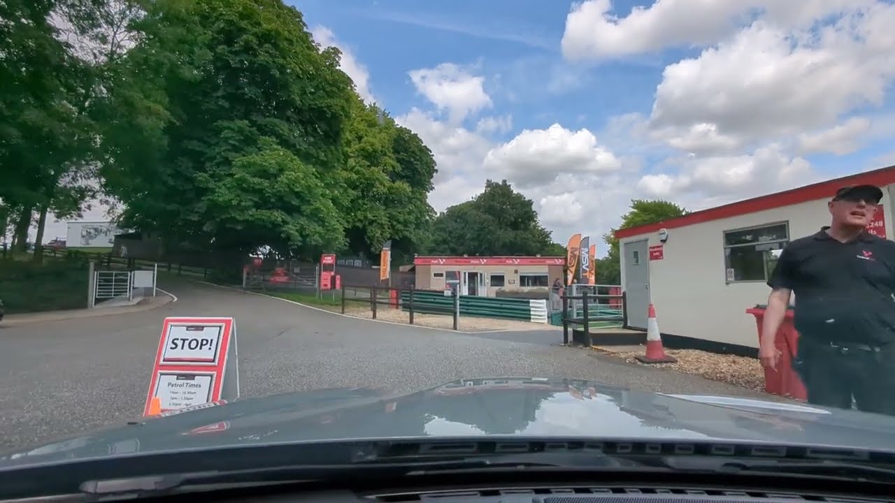 Cadwell Park Circuit Guide : The Mini Ring.  1.42 ish hotlap
