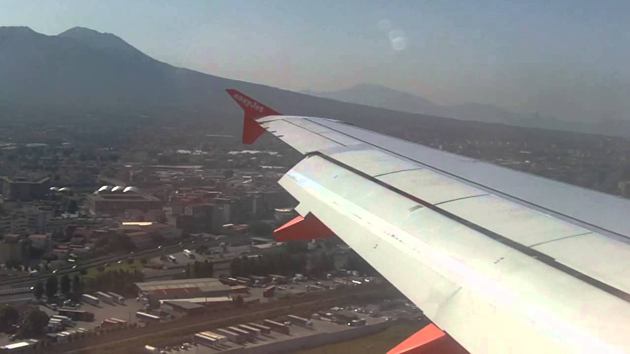 easyJet Airbus A319-111 landing at Naples Airport 01/07/2013