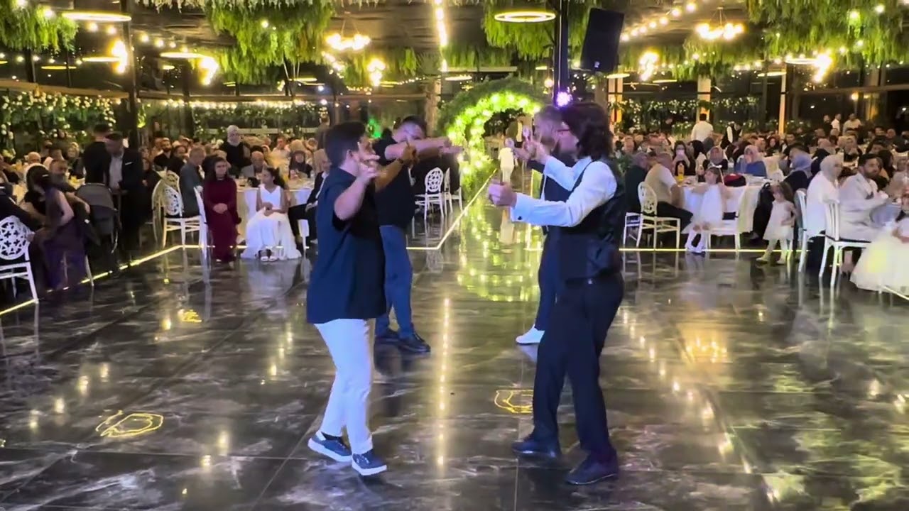 Uslu medya kaşık Show 
