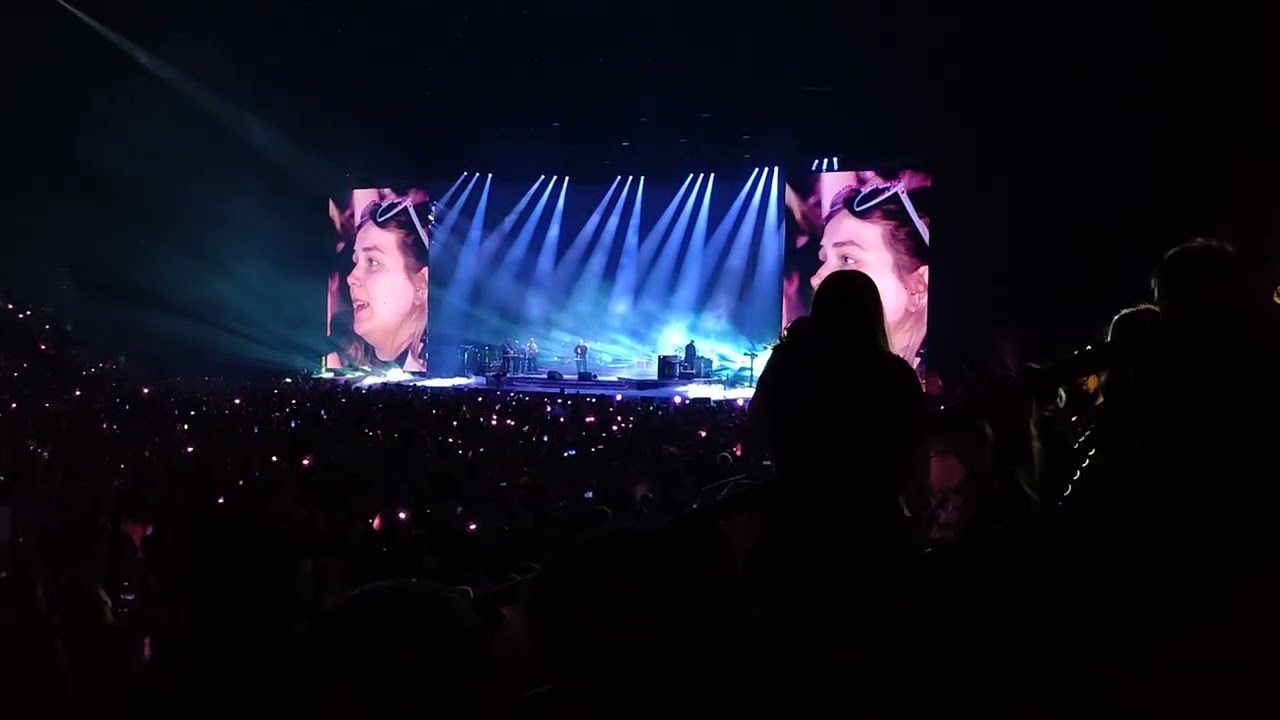 Lewis Capaldi - Leave Me Slowly // Live from  Sheffield 7th of September 2025
