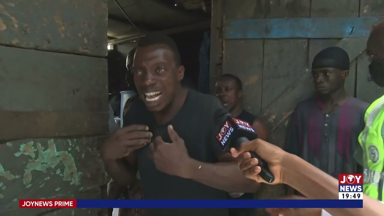 Joy Clean Ghana Campaign: AMA sanitation team confiscates some food items at Kaneshie market