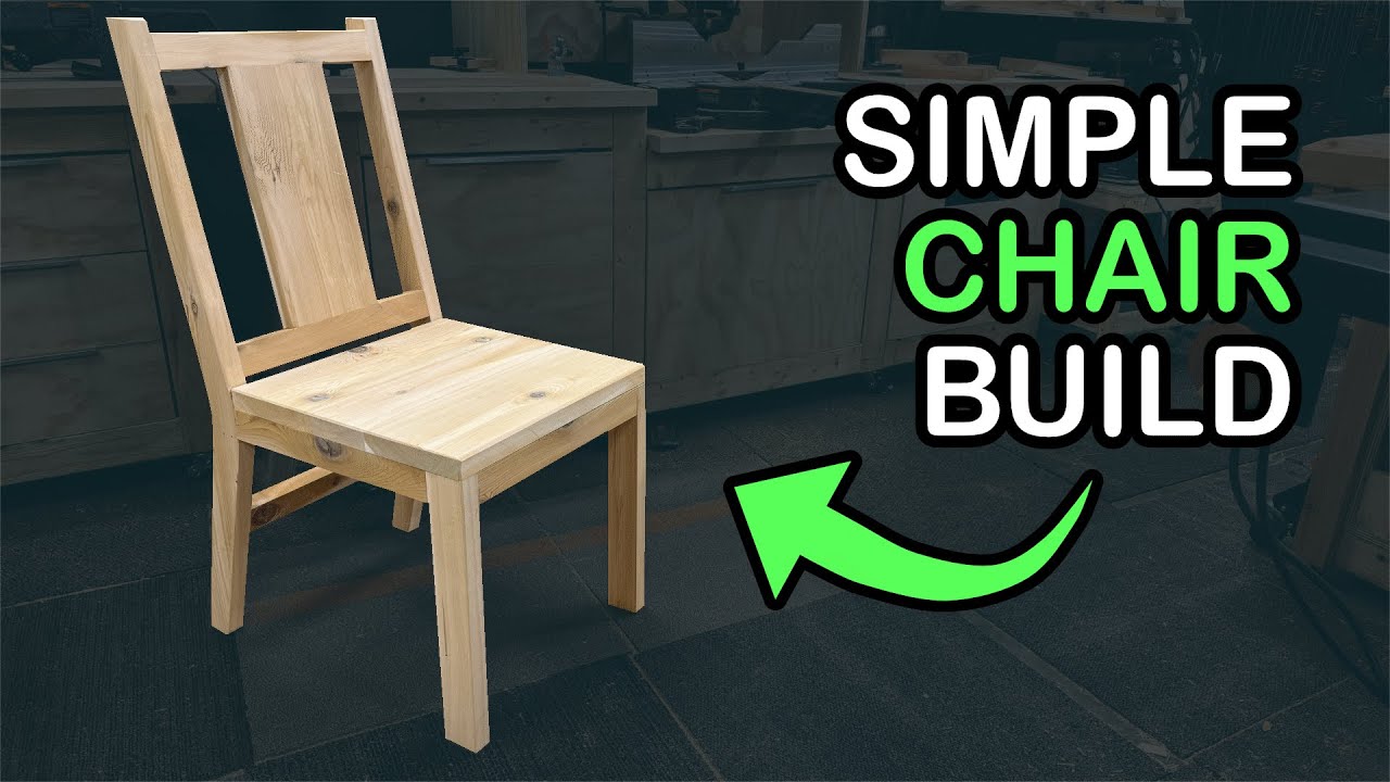 Простой стул из переработанной древесины