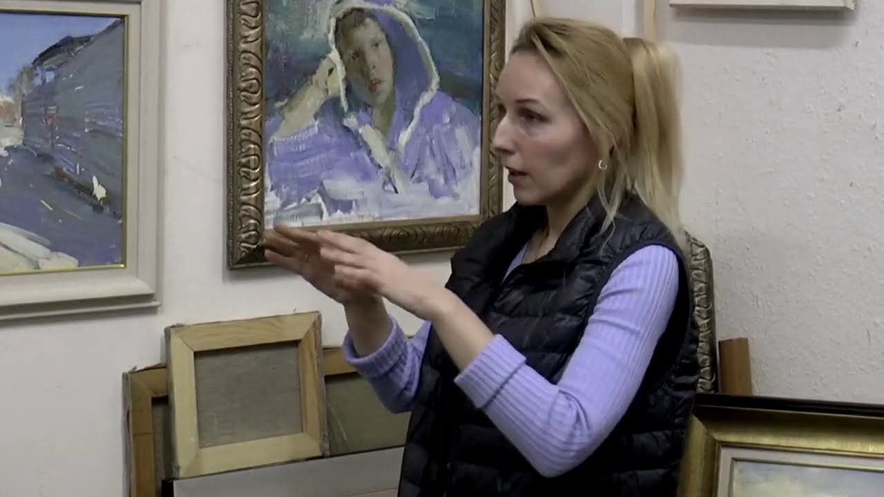 в мастерской художника Иветты Лохматовой