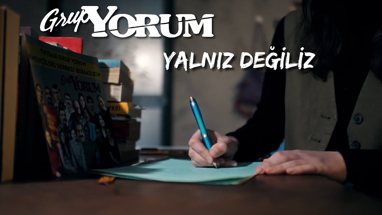 Grup Yorum - Yalnız Değiliz (Official Music Video)