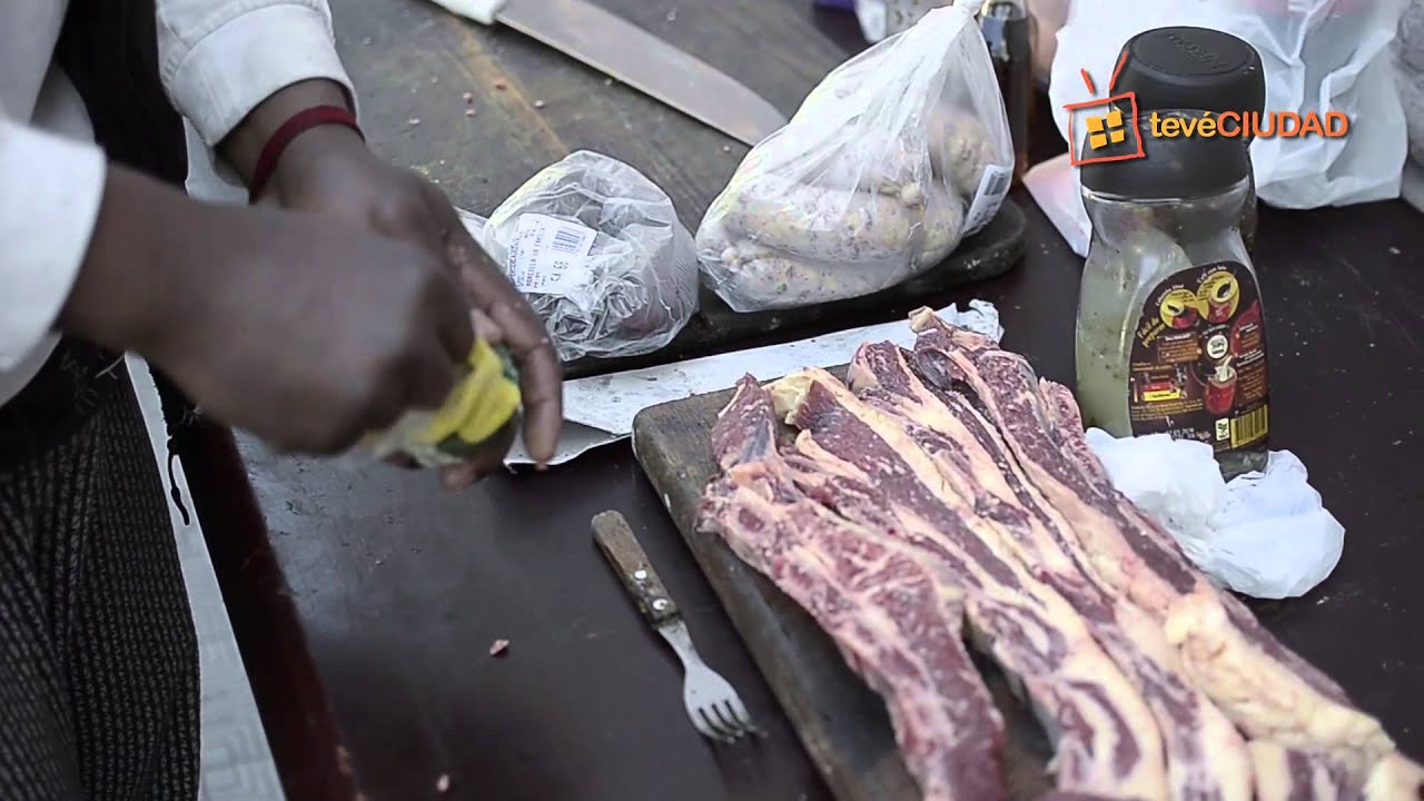 Flia. Silva, un asado en Barrio Sur - Serie documental DOMINGO [tevéCIUDAD en HD]