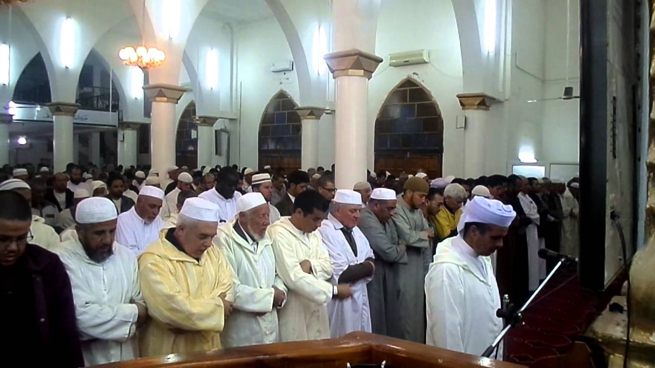 صلاة العشاء من مسجد الصحوة الجمعة 10/04/2015