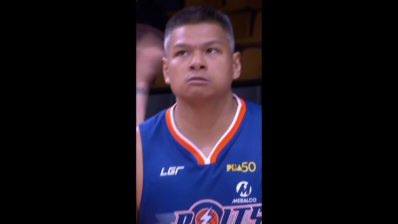 Norbert Torres SOLID FAKE DRIVE for Meralco vs. Converge | PBA Season 49 Philippine Cup