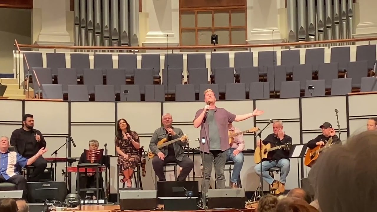 Riley Harrison Clark sings The “ Goodness Of God “ on Mark Lowry & Friends Tour