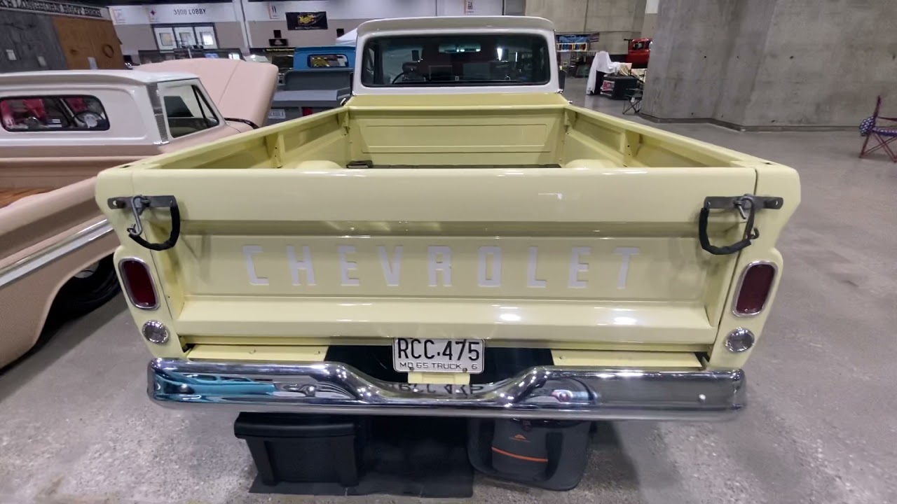 '65 Chevy C10 truck walk-around - World of Wheels-2021.