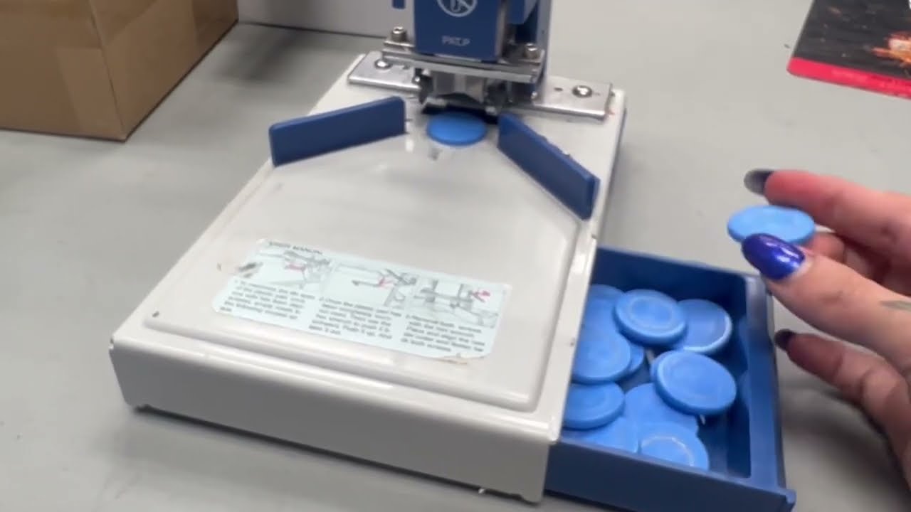 Akiles Diamond 1 Desktop Corner Rounding Machine Review, Perfectly Round Corners! Efficient And Easy