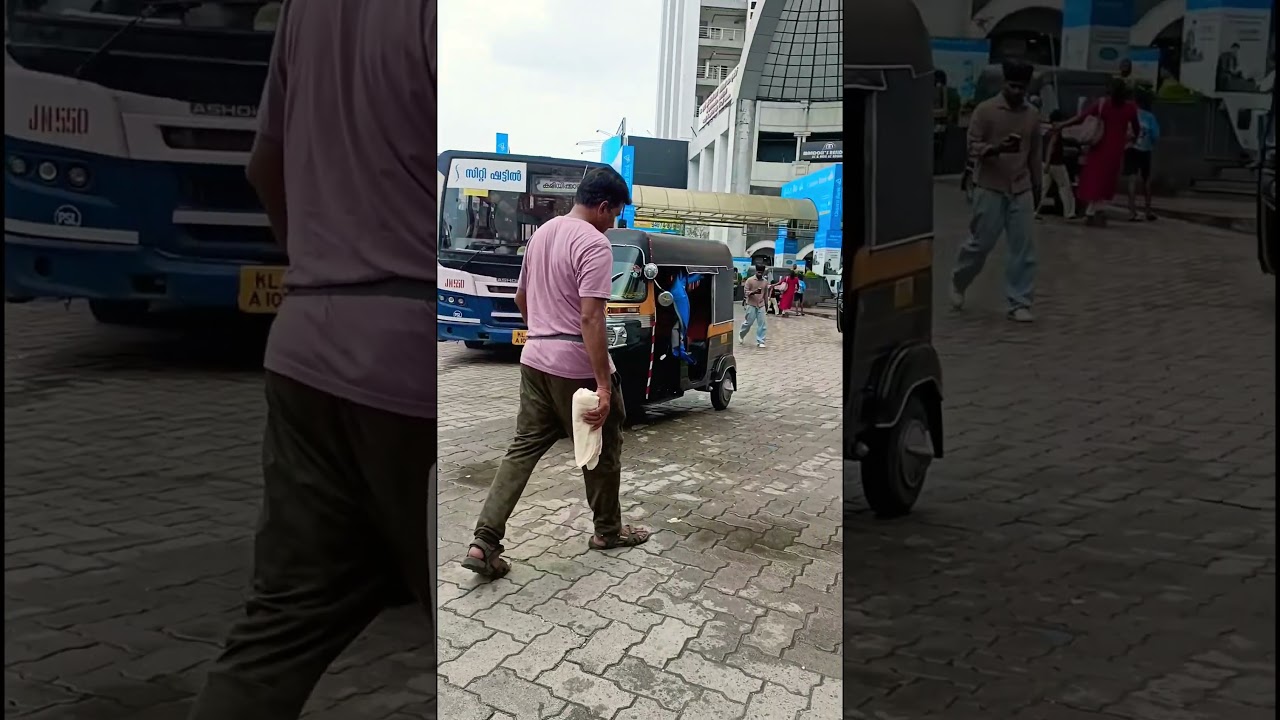 KSRTC 💥 Trivandrum Bus Station 💥 #thiruvananthapuram  #roads4k #bus #busfansoffical #busfan #ksrtc