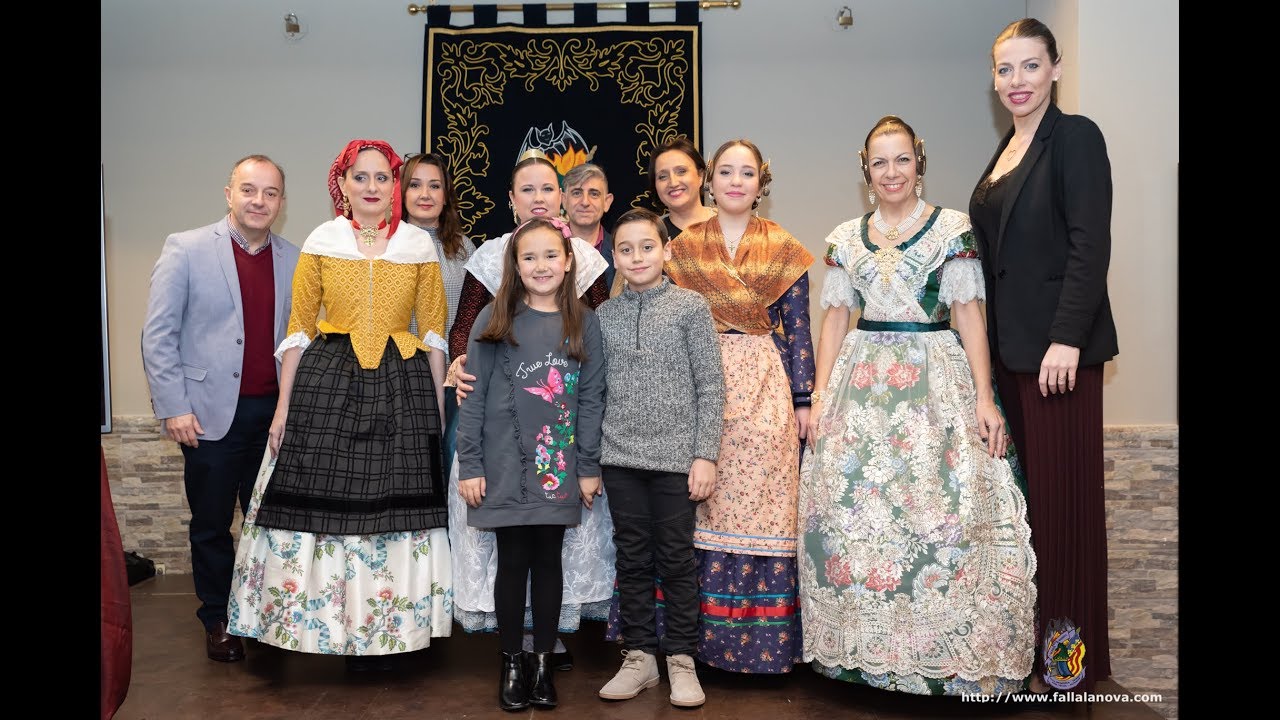 Evolución del vestido y peinado en la indumentaria valenciana