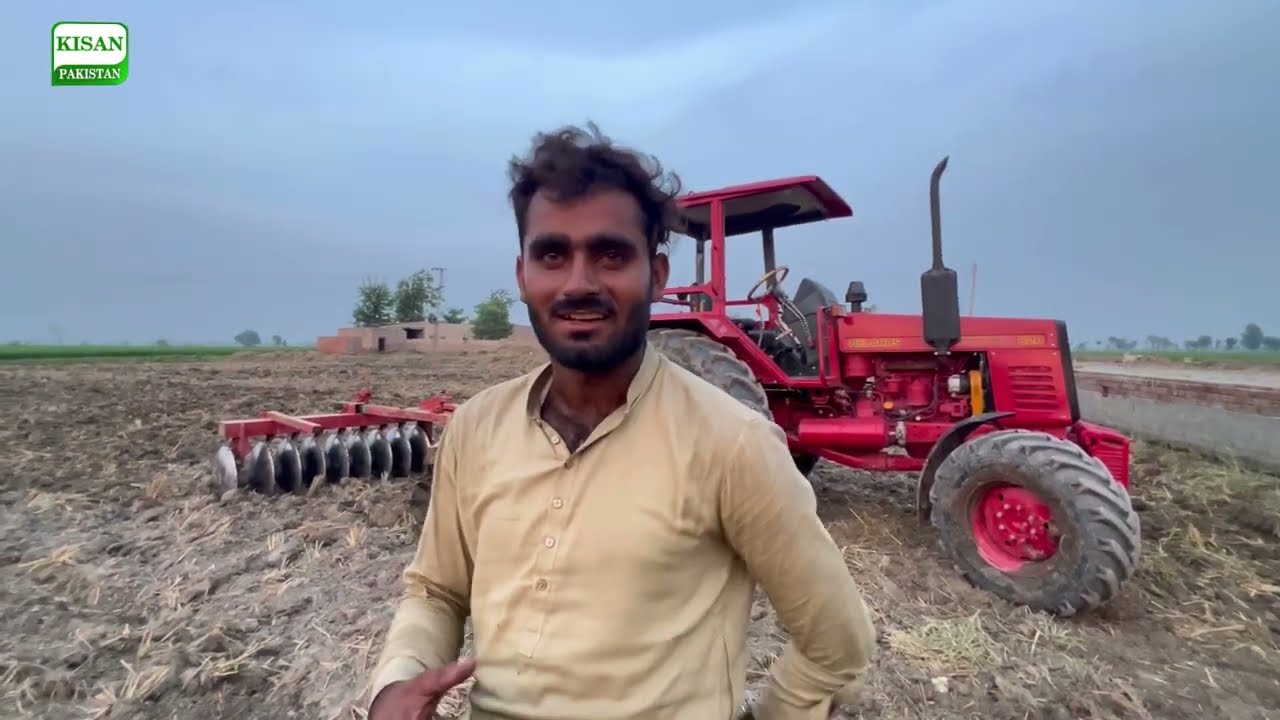 Belarus tractor 820 with herrow performance in Panjab Pakistan