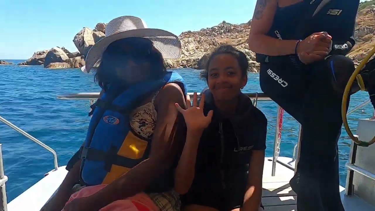 Baptême de plongée d'Alexa et Papa en Corse aux îles Cerbicales