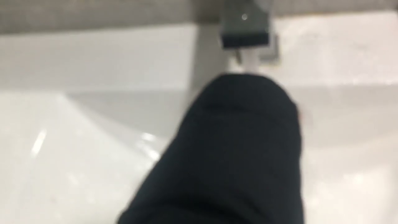 Sink Tap Armitage Shanks At 30 Bundeena Ave Home In Keysborough, VIC