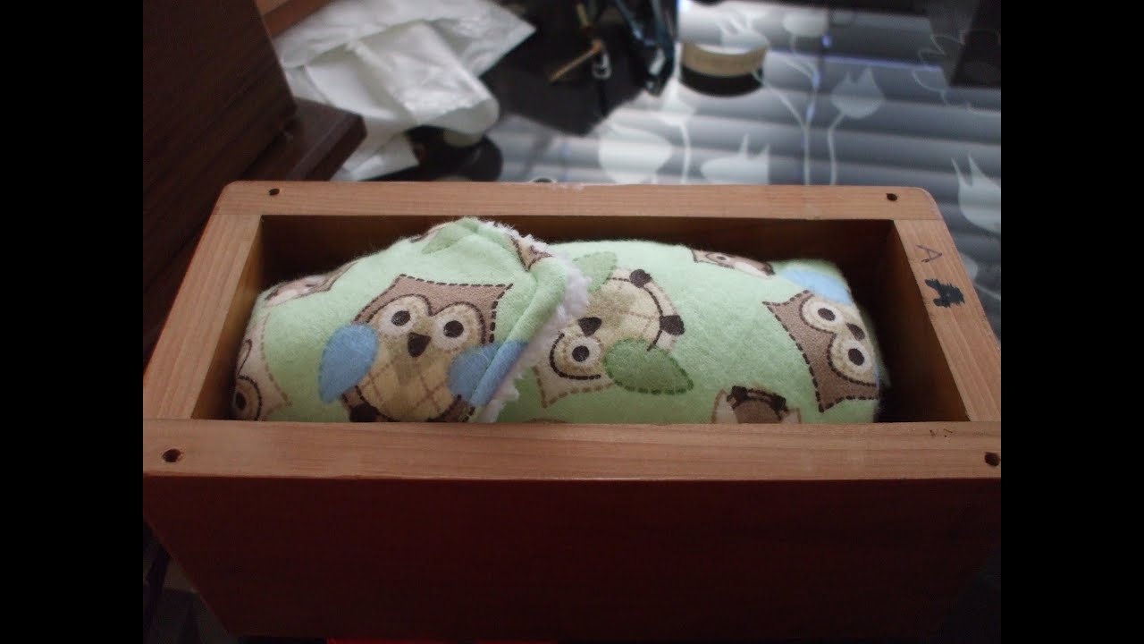 How to put a babies ashes in their urn class 101