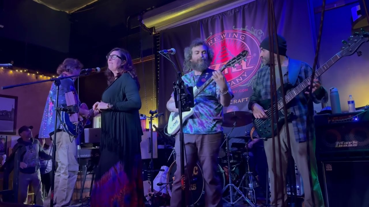 Woman are Smarter, Easy Wind at Aztec Brewery 20260217