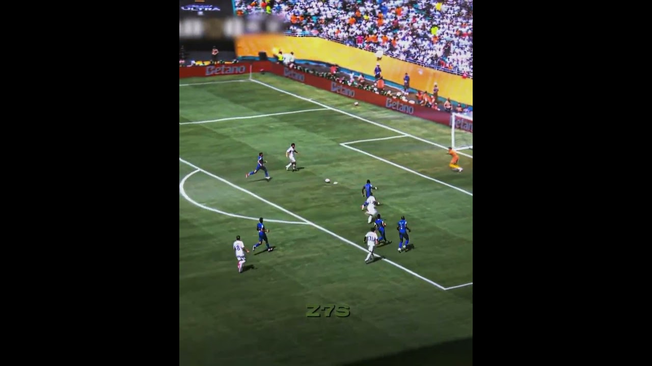 Xabi alonso's reaction to the goal😳 #football #edit #realmadrid #fifaworldcup
