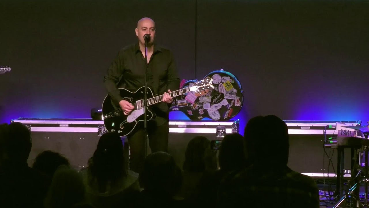 Special Guest: Peter Furler & VOTA