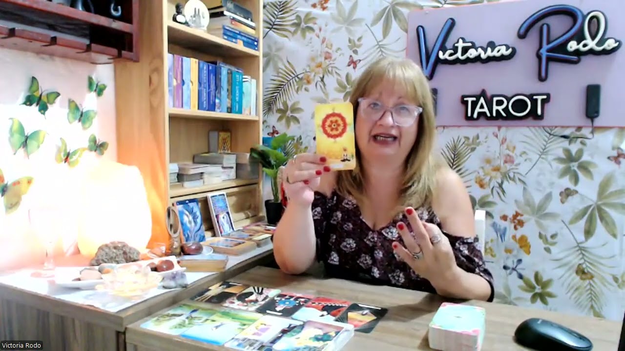 PISCIS.  NO SUFRAS POR QUIEN NO SE LO MERECE!!!! 9 AL 15 MARZO. VICTORIA RODO TAROT. 59894239682.